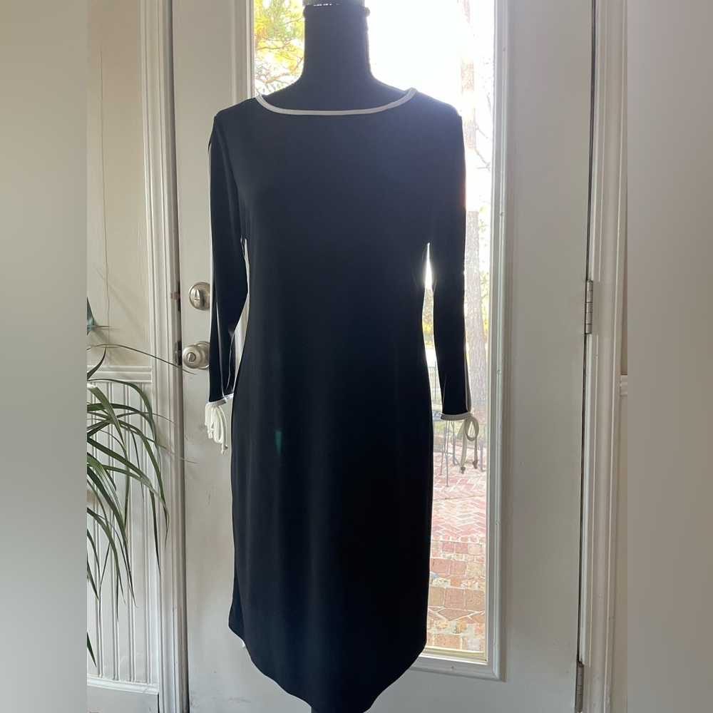 Nick and Nash black dress with white piping and split sleeves size S
